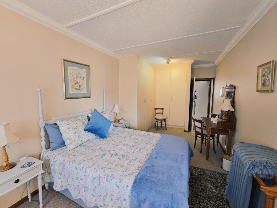 3 Bedroom Property for Sale in Dormehls Drift Western Cape